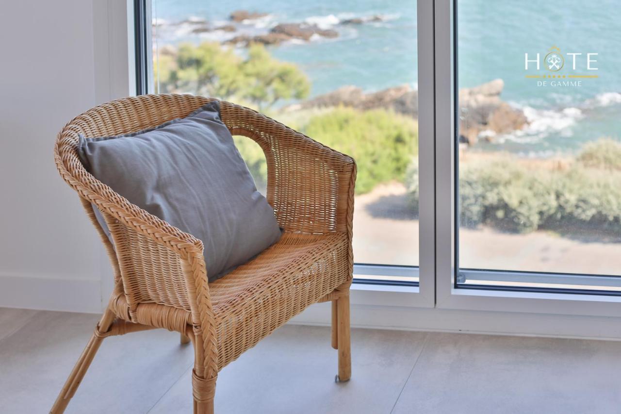 Appartement De Caractere, Superbe Vue Mer 280° La Chaume Buitenkant foto