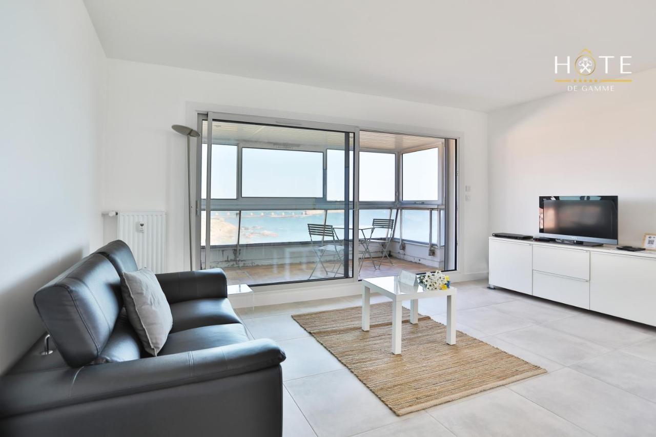 Appartement De Caractere, Superbe Vue Mer 280° La Chaume Buitenkant foto