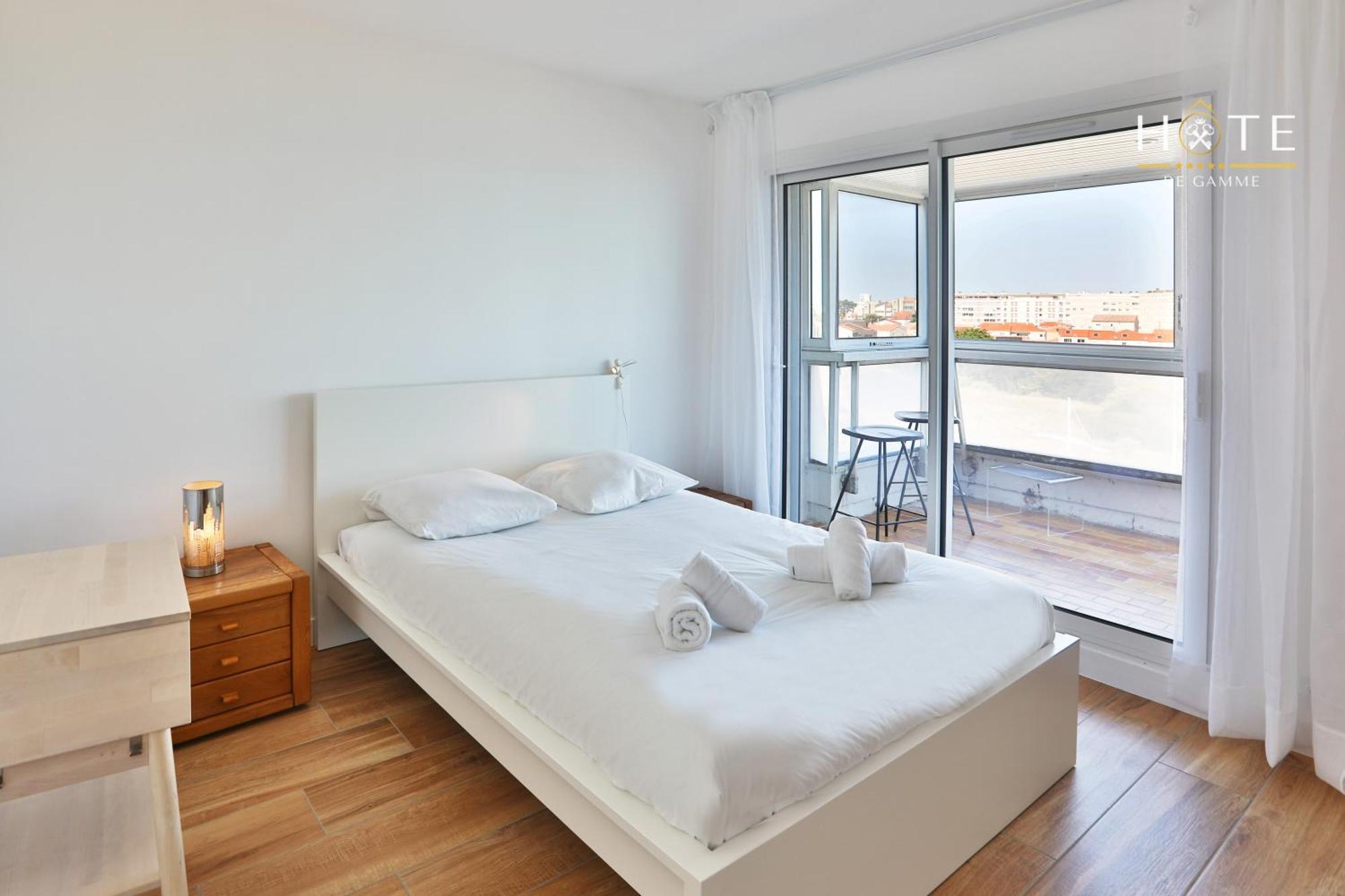 Appartement De Caractere, Superbe Vue Mer 280° La Chaume Buitenkant foto